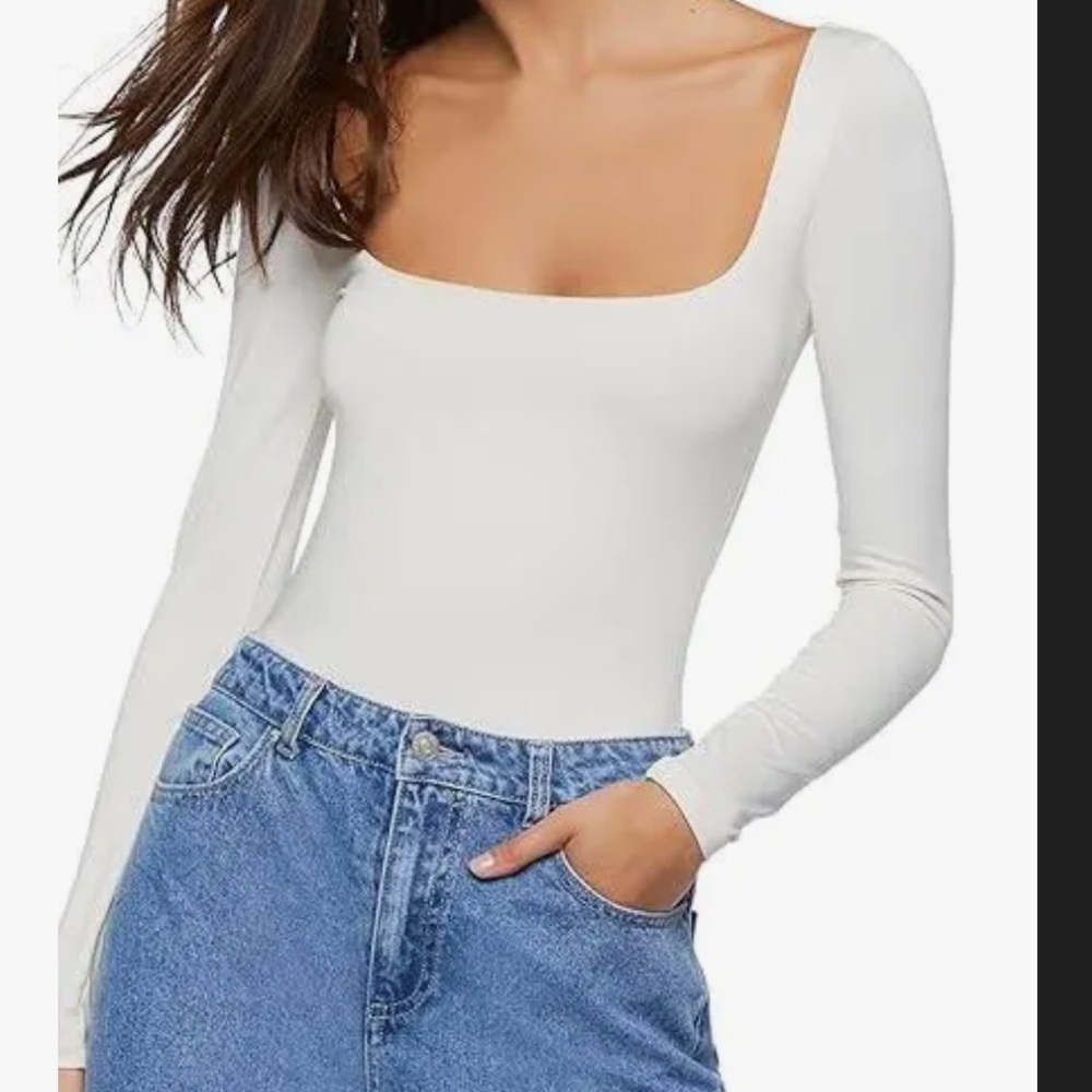 Forever 21 💫 Seamless White Long Sleeve Bodysuit
